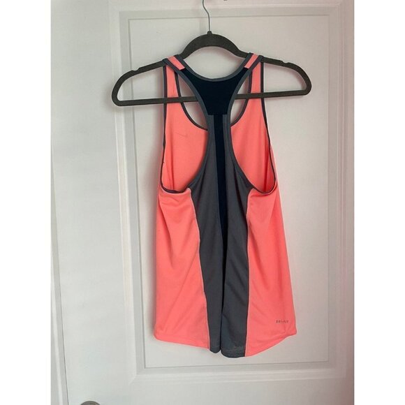 Nike Tank Top - Picture 2 of 3